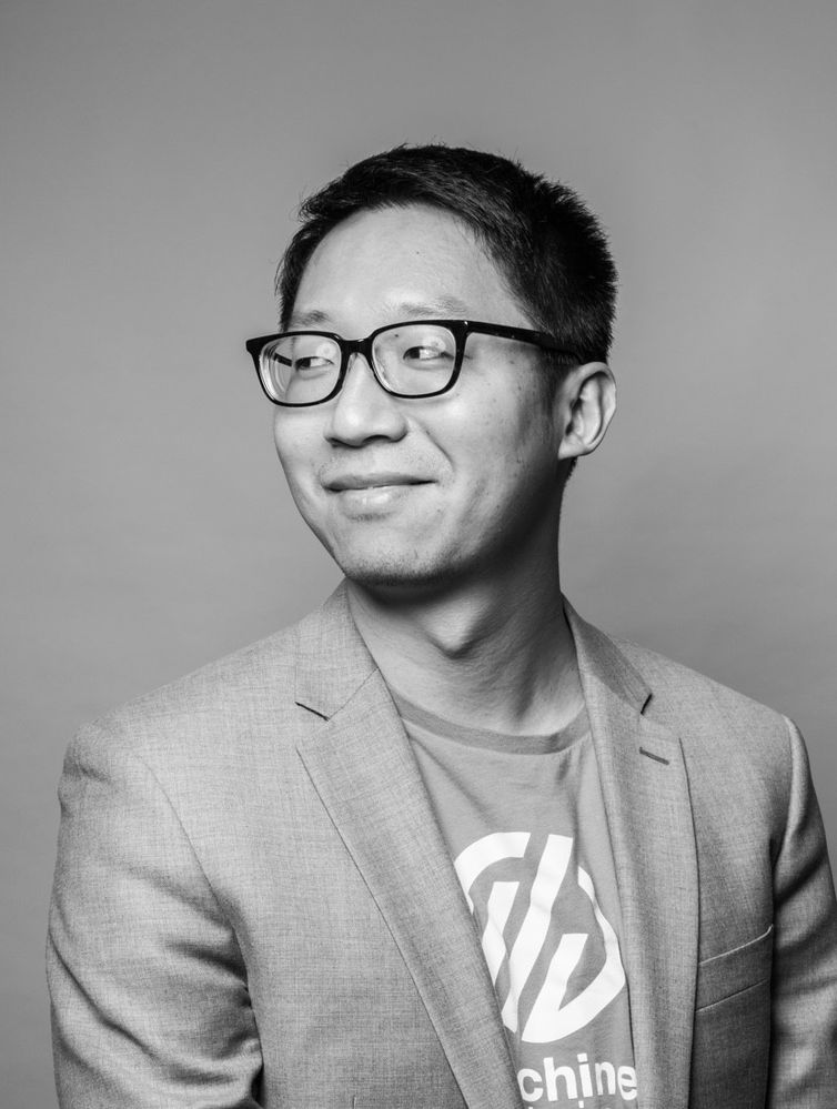 Lou Zhang.jpg