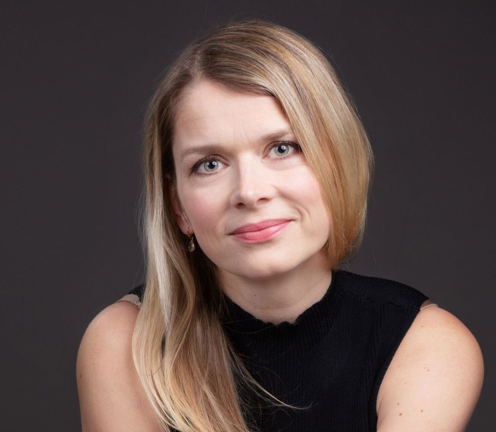 Headshot_Madlen_Nicolaus1sq_smaller.jpg