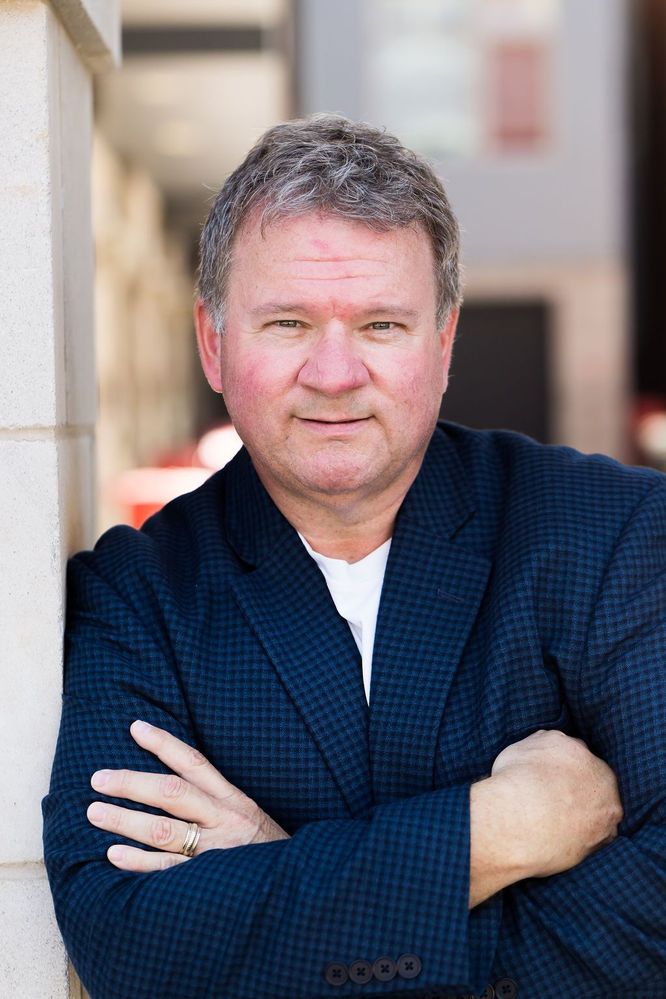 kevin-gartner-happy-hour-headshot-60.jpg