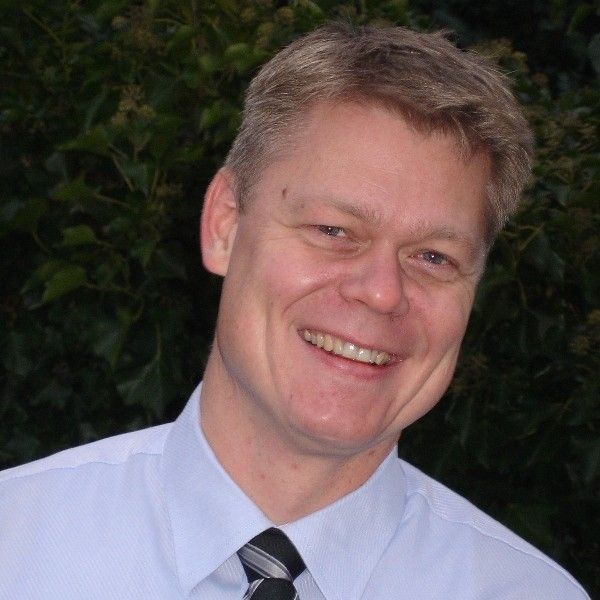 Henrik 600x600 uncompressed.jpg