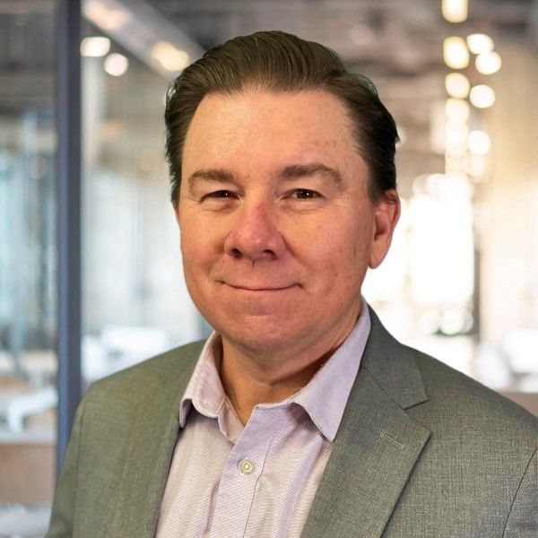 scott-dean HeadShot 2023.jpg